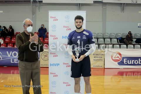 Η βράβευση του MVP Φρίξου Κωτσάκη για την 5η αγωνιστική